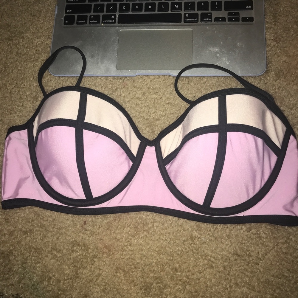 2 tone bikini top
